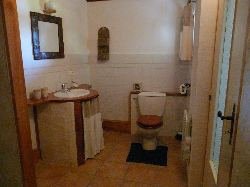 Chambre D'Hotes Grange De La Bastide Laveissiere Exterior photo